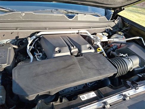 Certified 2024 GMC Canyon Denali image 29