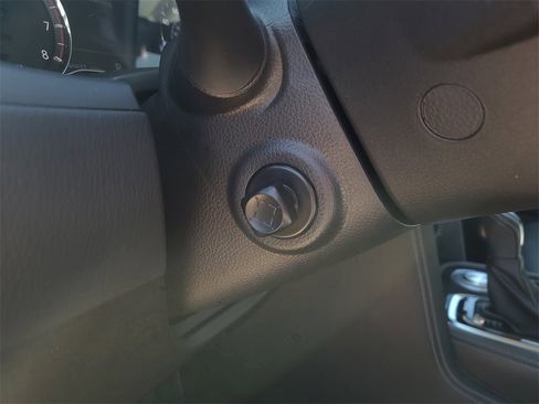 Used 2024 INFINITI QX80 Luxe image 22