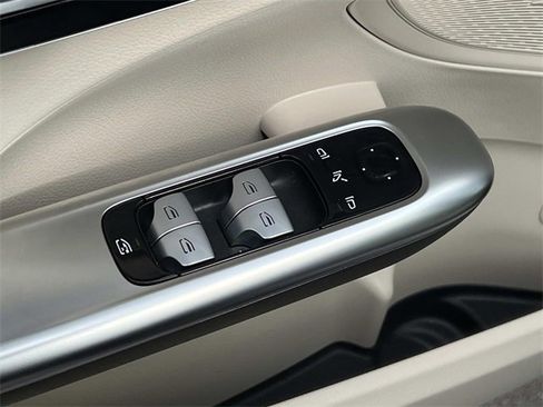 Used 2023 Mercedes-Benz C 300 4MATIC Sedan image 14