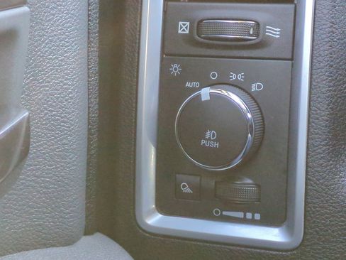 Certified 2018 RAM 1500 Big Horn image 29