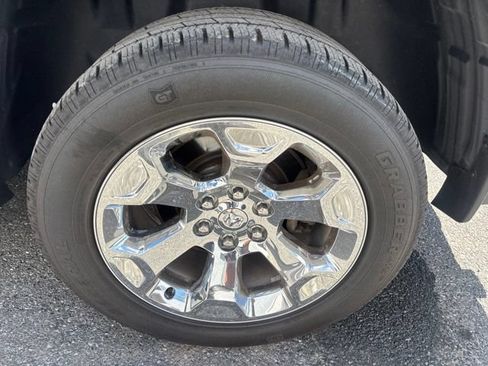 Used 2020 RAM 1500 Big Horn AWD/4WD image 19