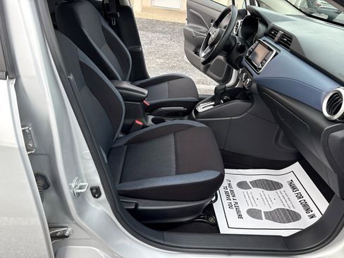 Used 2023 Nissan Versa SV image 26