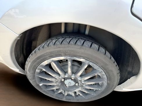 Used 2010 Ford Focus SES image 29