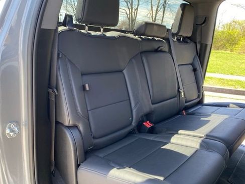 Used 2025 GMC Sierra 1500 SLT image 47