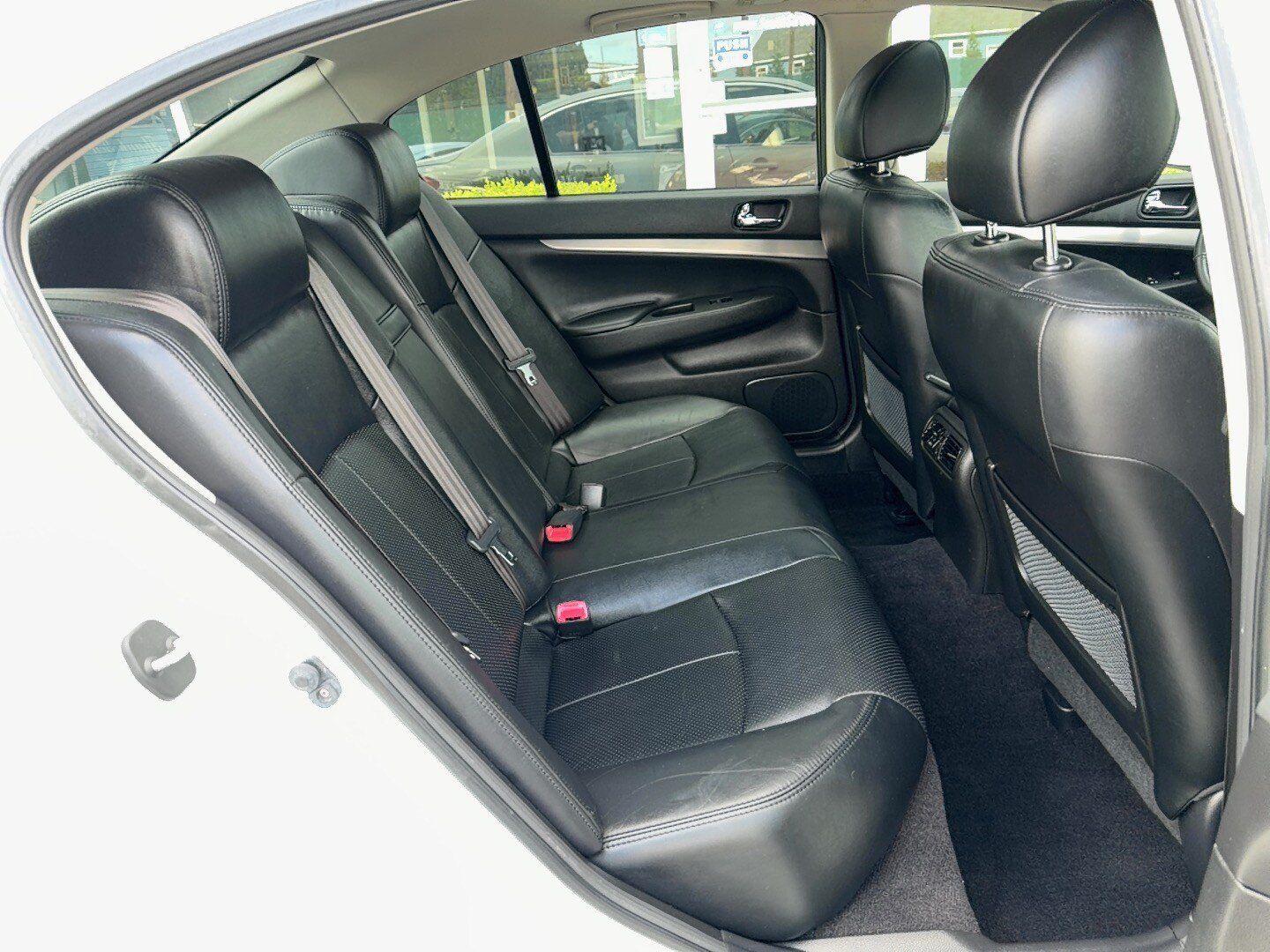 Used 2013 INFINITI G37 x Sedan w/ Premium Pkg AWD/4WD image 24