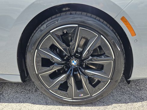New 2026 BMW 740i xDrive AWD/4WD image 9