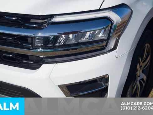 Used 2024 Ford Expedition Max Limited image 13