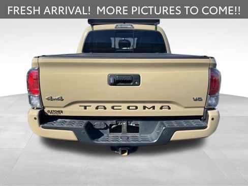 Used 2017 Toyota Tacoma Limited w/ Tow Package image 6