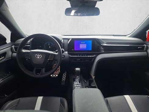 Certified 2025 Toyota Camry SE FWD image 15