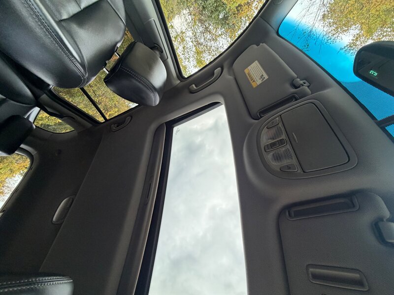 Used 2007 Hyundai Santa Fe SE FWD image 16