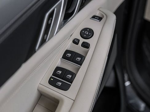 Used 2021 BMW X5 sDrive40i w/ Executive Package 2 image 44