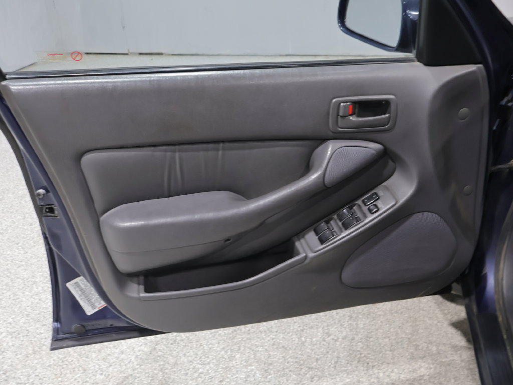 Used 1994 Toyota Camry XLE FWD image 16
