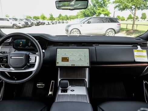 New 2026 Land Rover Range Rover SE AWD/4WD image 16