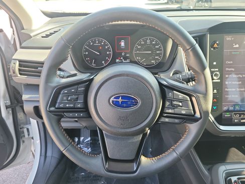 Used 2024 Subaru Crosstrek 2.5i Limited AWD/4WD image 23