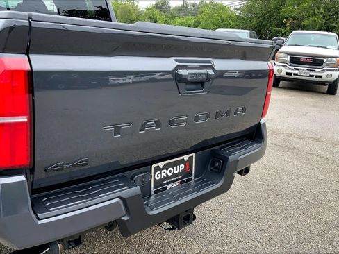 Used 2026 Toyota Tacoma SR5 AWD/4WD image 30