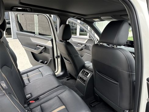 Used 2025 MAZDA CX-70 3.3 Turbo S w/ Premium Package image 34