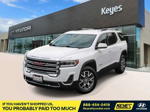 Used 2023 GMC Acadia SLE w/ Driver Convenience Package FWD image 1