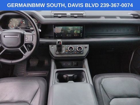 Used 2024 Land Rover Defender 110 X-Dynamic SE AWD/4WD image 16