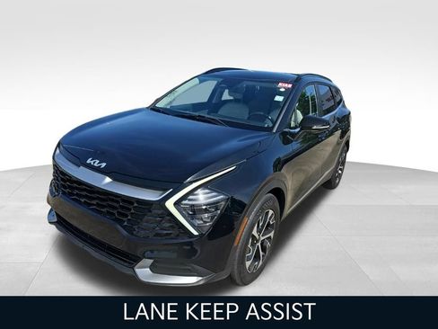 Used 2025 Kia Sportage EX w/ Premium Package FWD image 4