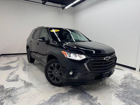 Used 2019 Chevrolet Traverse RS FWD image 1
