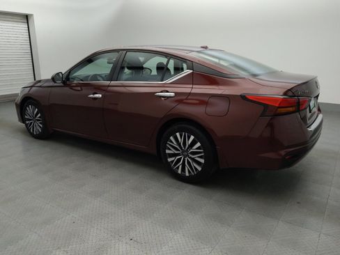 Used 2023 Nissan Altima 2.5 SV FWD image 3