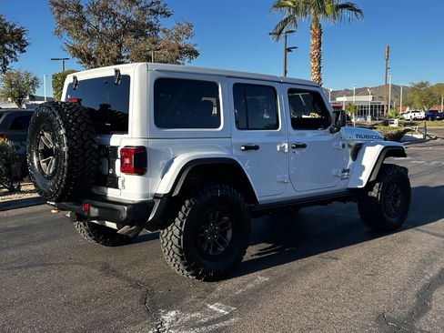 Used 2025 Jeep Wrangler Unlimited Rubicon 392 image 7