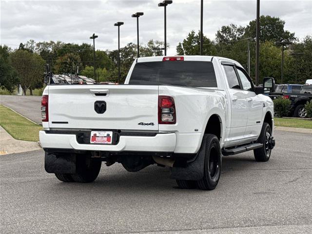 Used 2024 RAM 3500 Big Horn w/ Night Edition AWD/4WD image 5