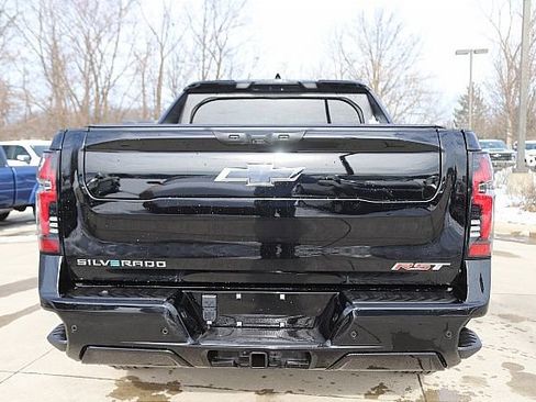 New 2024 Chevrolet Silverado EV RST image 6