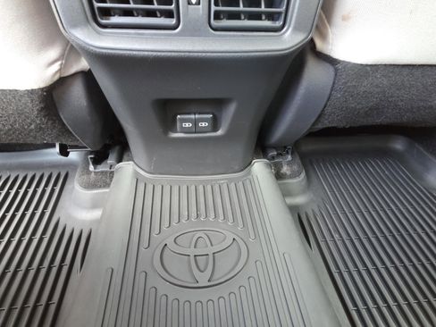 Certified 2025 Toyota RAV4 XLE w/ Convenience Package FWD image 12