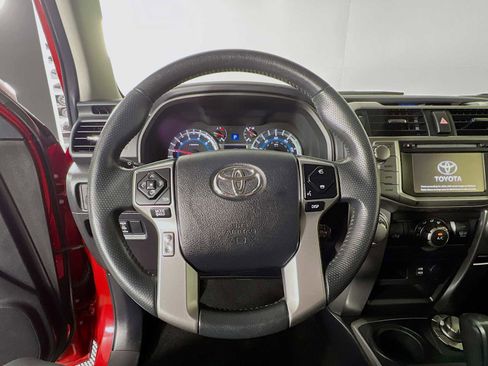 Used 2018 Toyota 4Runner SR5 image 11