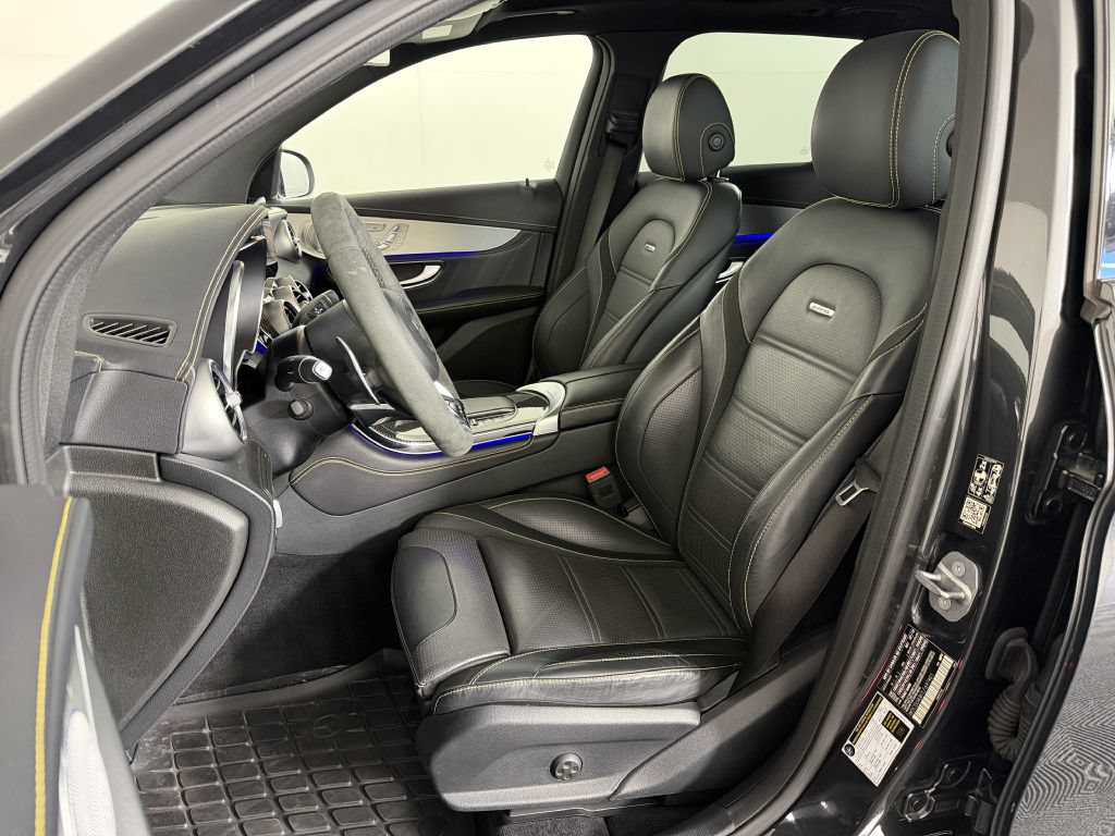 Used 2020 Mercedes-Benz GLC 63 AMG 4MATIC w/ Driver Assistance Package image 22
