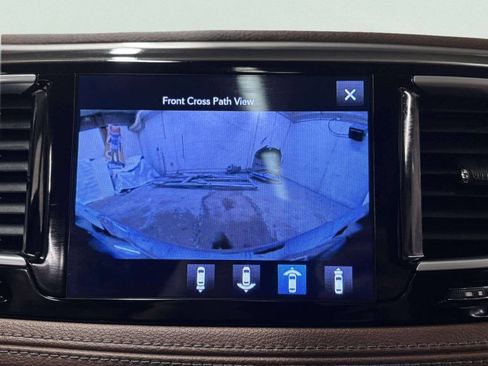 Used 2017 Chrysler Pacifica Limited image 47