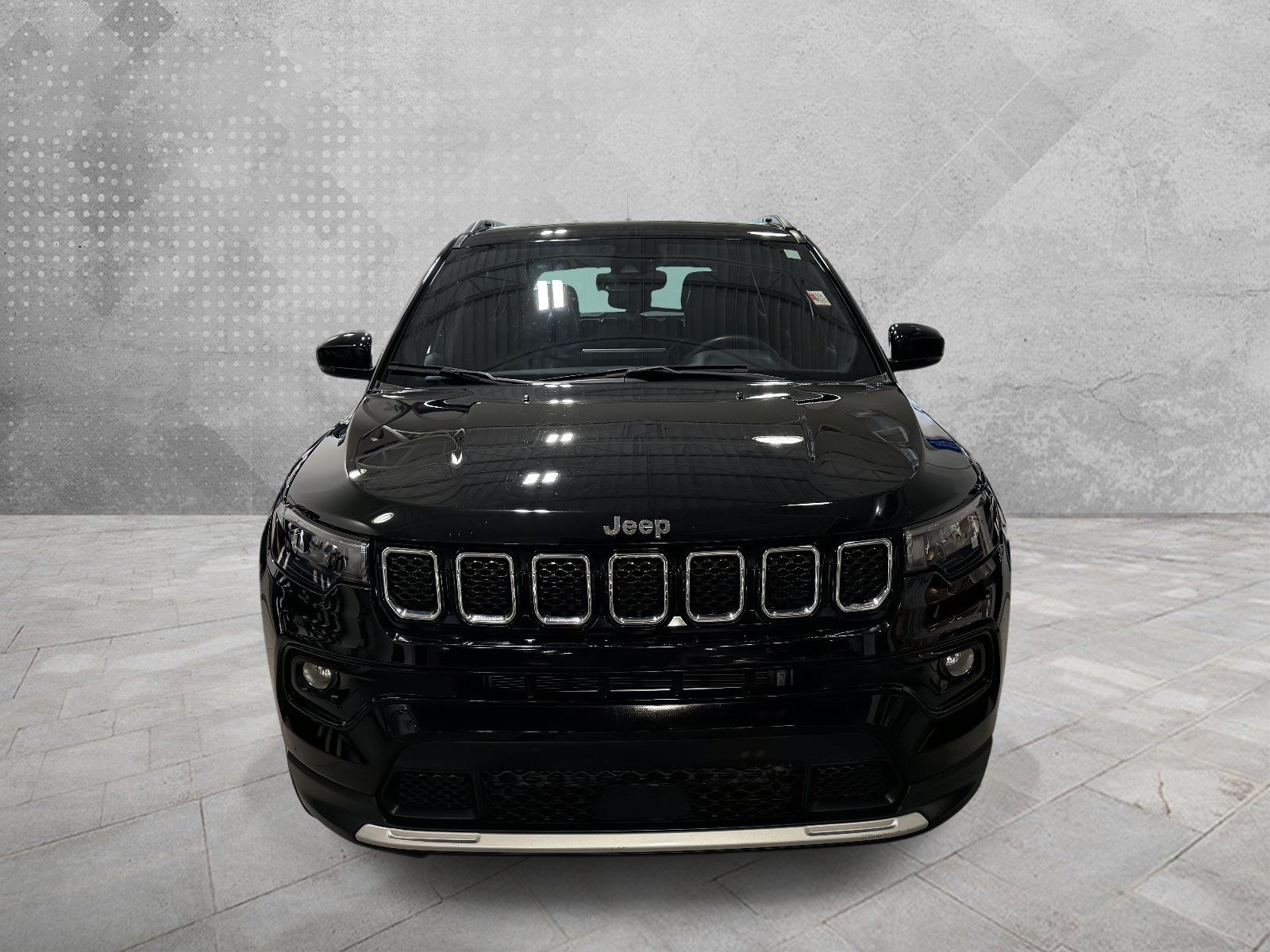 Used 2023 Jeep Compass Limited AWD/4WD image 2