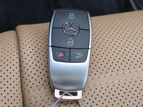 New 2026 Mercedes-Benz GLE 450 4MATIC image 30