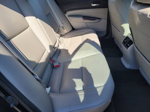 Used 2016 Acura TLX FWD image 29