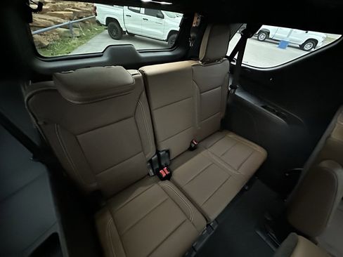 New 2026 Chevrolet Tahoe High Country image 17