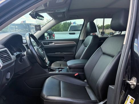 Used 2019 Volkswagen Atlas SE w/ Panoramic Sunroof Package AWD/4WD image 5