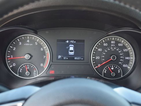 Used 2019 Kia Optima S w/ S Panoramic Sunroof Package FWD image 9