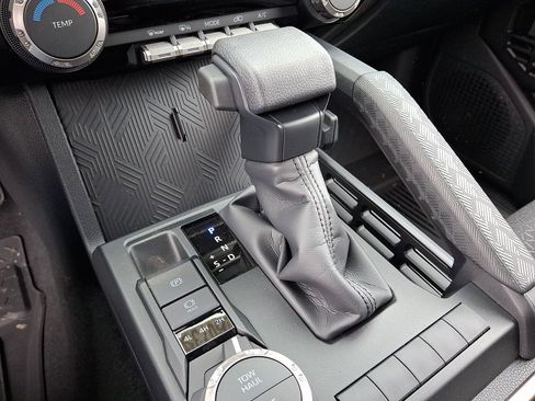 New 2026 Toyota 4Runner SR5 image 10