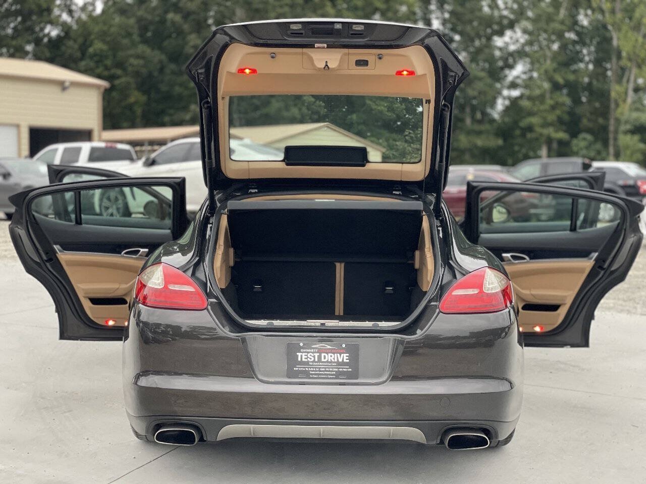 Used 2013 Porsche Panamera Platinum Edition RWD image 9