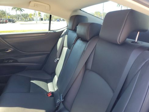 Used 2023 Lexus ES 350 ES 350 w/ Premium Package image 13