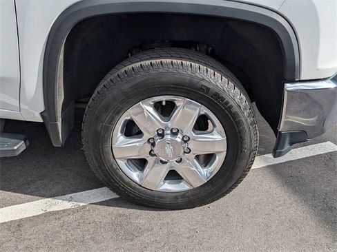 Used 2020 Chevrolet Silverado 2500 LTZ w/ LTZ Premium Package image 15