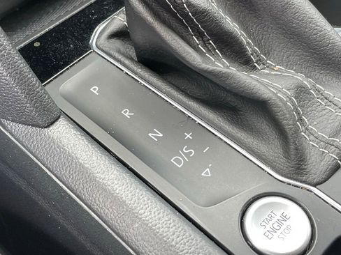 Used 2022 Volkswagen Atlas SE image 27