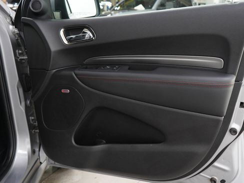 Used 2018 Dodge Durango R/T AWD/4WD image 9