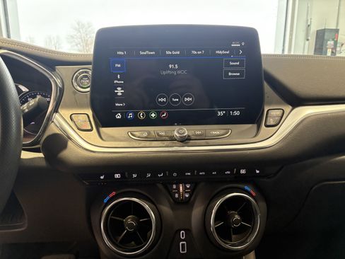 Used 2024 Chevrolet Blazer LT w/ Convenience Package image 12