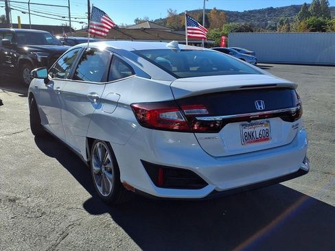Used 2019 Honda Clarity Touring image 5