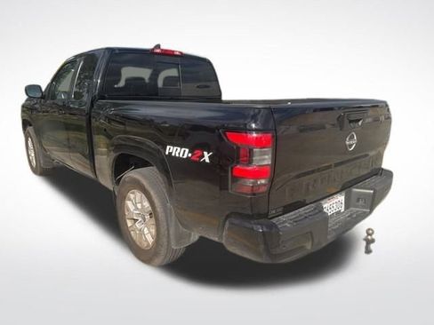 Used 2024 Nissan Frontier SV w/ SV Convenience Package image 9