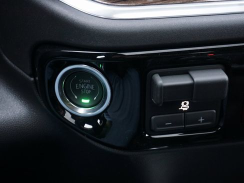 New 2026 Chevrolet Silverado 1500 RST w/ Dark Appearance Package image 17