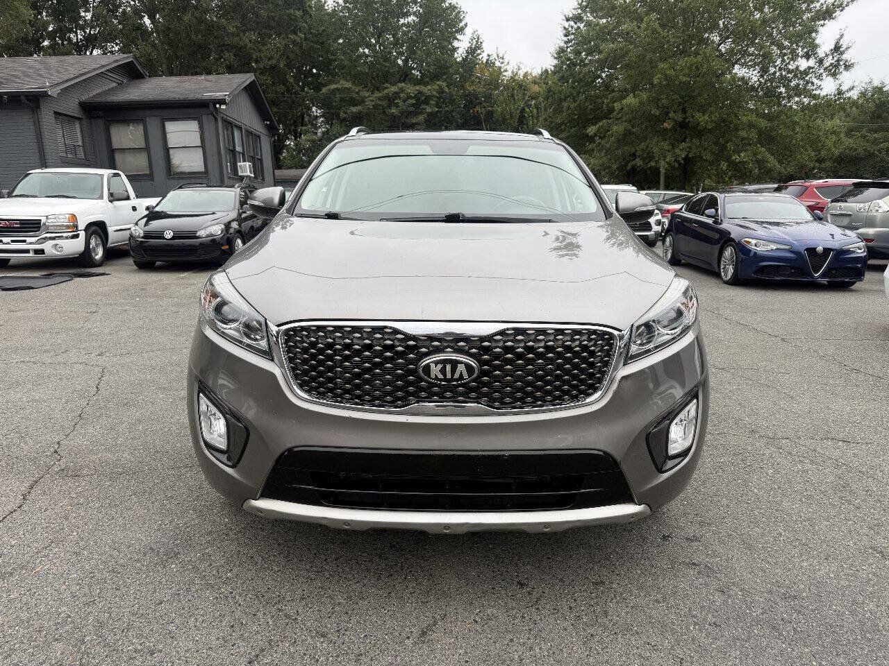 Used 2016 Kia Sorento SX FWD image 3