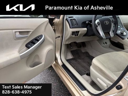 Used 2010 Toyota Prius Two image 13